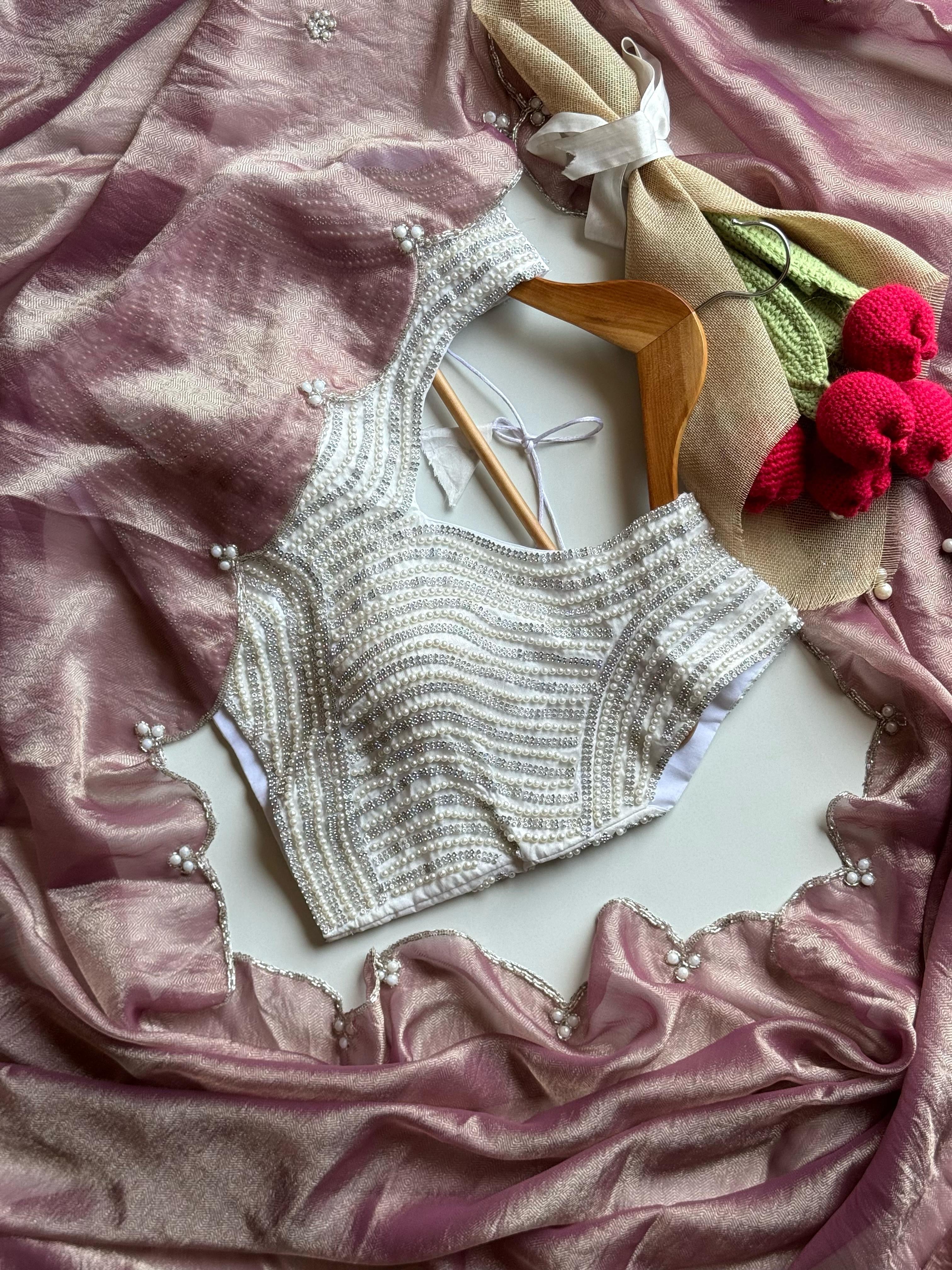 Stars on Peach Saree